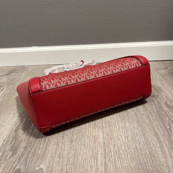 Michael Kors Kali medium satchel - Picture 11 of 12